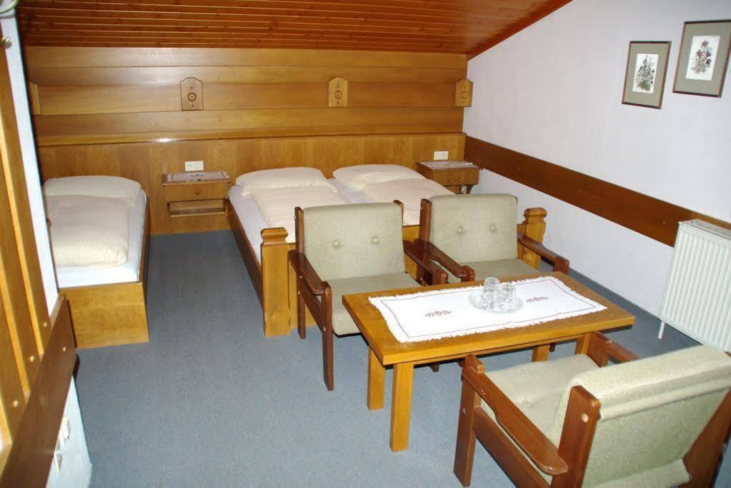 Pension Christophorus Kaprun Esterno foto